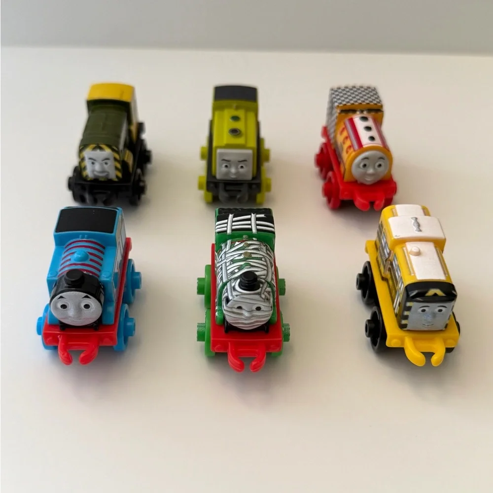 THOMAS & FRIENDS MINIS 6-Piece Blind Bag Train Set Lot Collectible Mini Figures